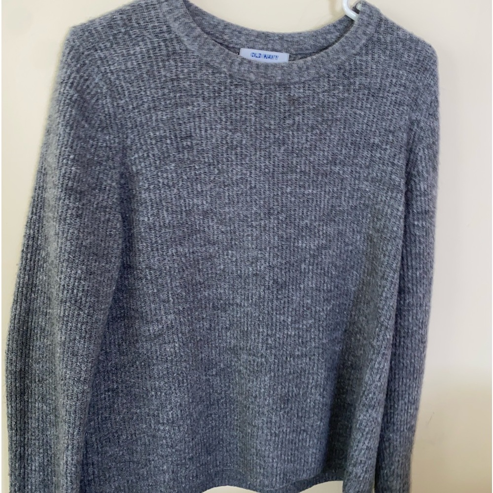 Old Navy Grey Knit Sweater Great Condition Size M woman